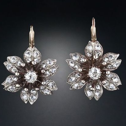 LumiBelle™ | Vintage Crystal Flower Earrings
